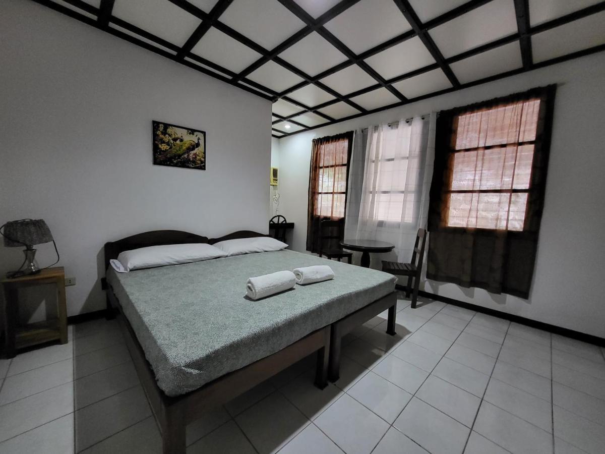 Hotel Ayahay Sa Matutina Puerto Princesa Zimmer foto
