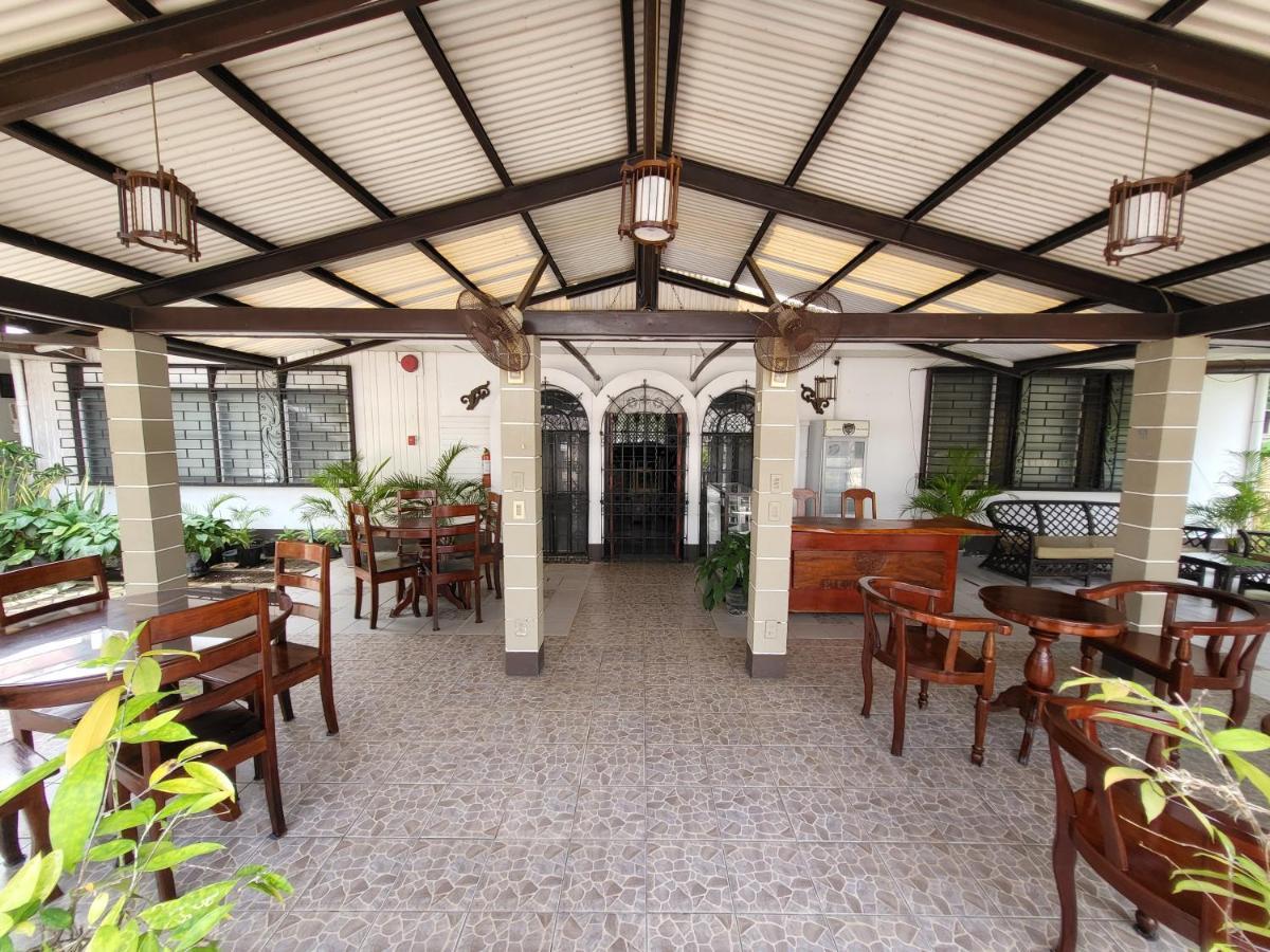 Hotel Ayahay Sa Matutina Puerto Princesa Exterior foto